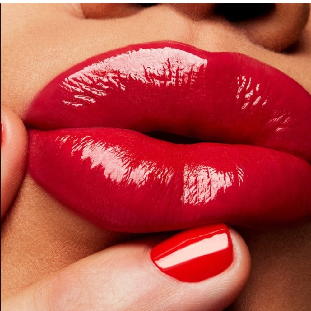 M.A.C COSMETICS Lip Oil in “892 Whirled Tour”